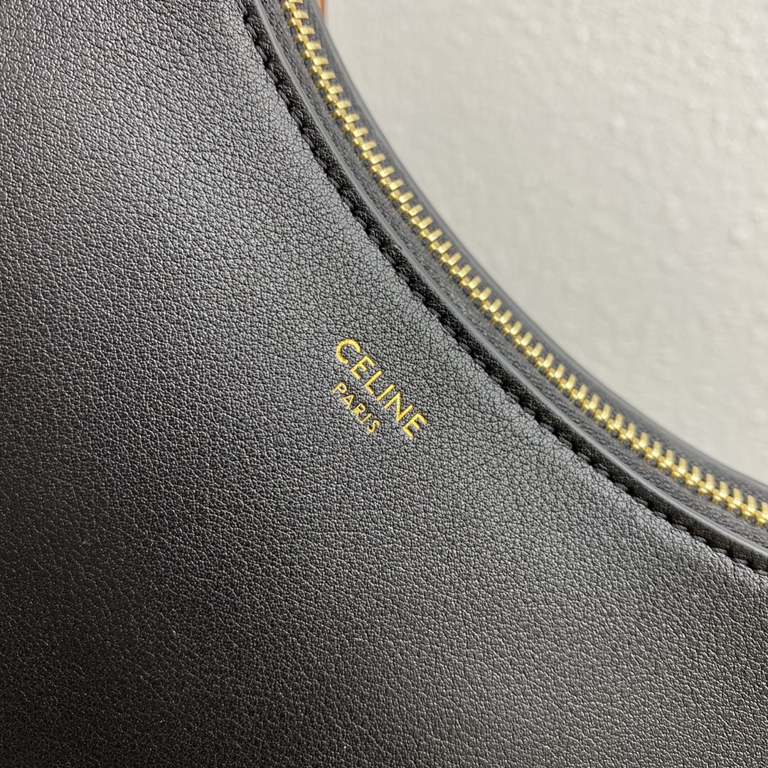 Celine Medium Ava Strap Bag In Smooth Calfskin Shoulder Bag Black/Tan 196923